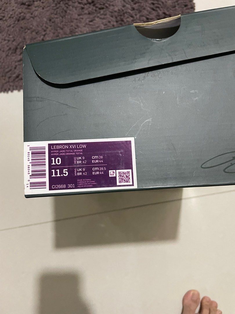 Lebron 16 orange box top
