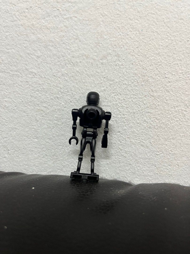 Lego Star Wars Rogue One K 2so Droid Minifigure Hobbies And Toys Toys And Games On Carousell