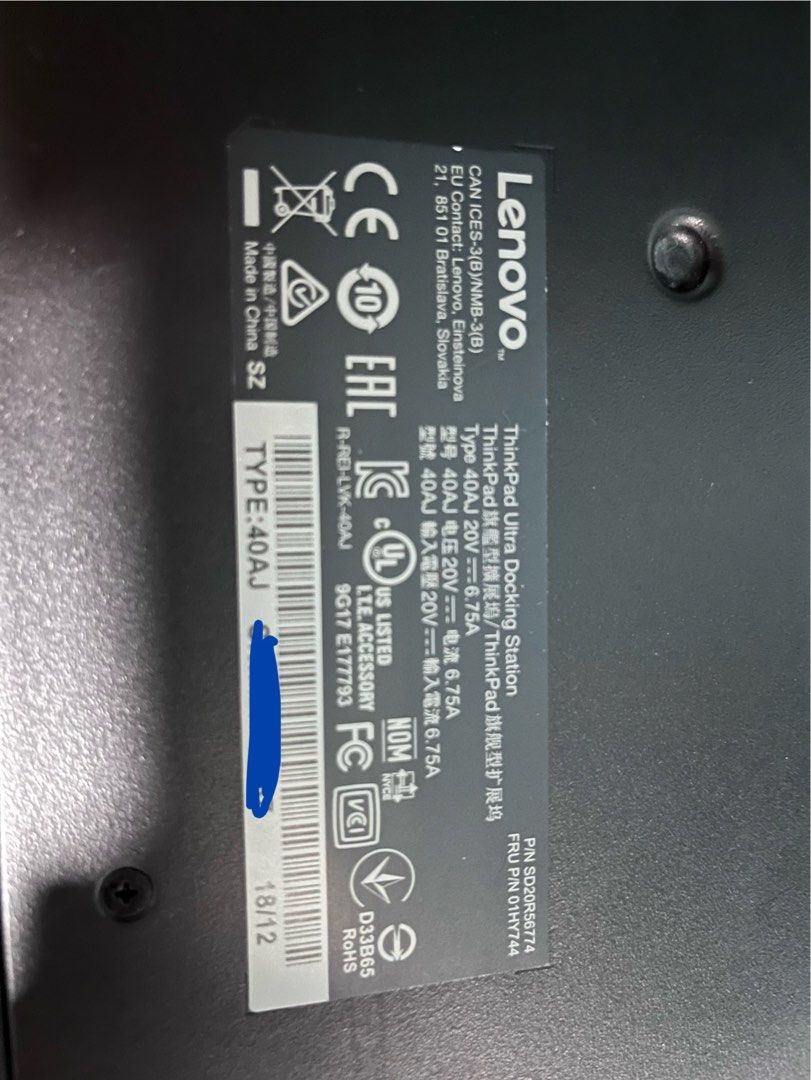 Docking Station Usata Funzionante Nera Docking Station Lenovo ThinkPad Ultra Tipo 40AJ - Usata, Per Collegare Laptop A Monitor, Rete E Periferiche Legion Go