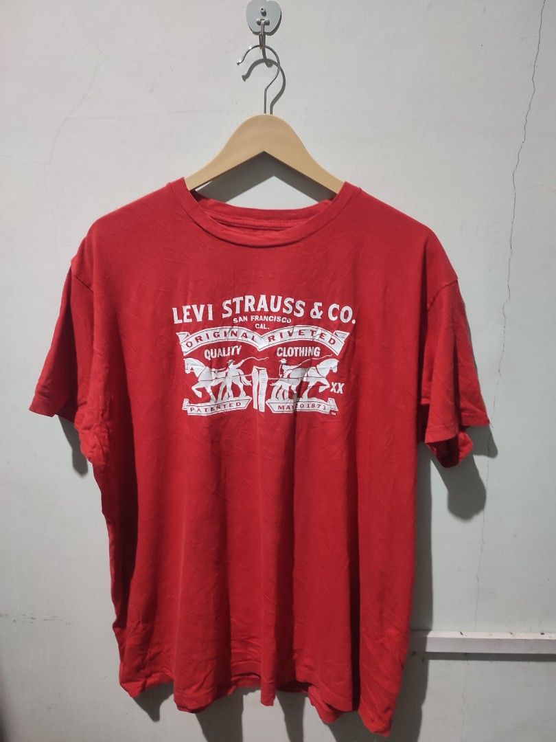 Levis xl hot sale size