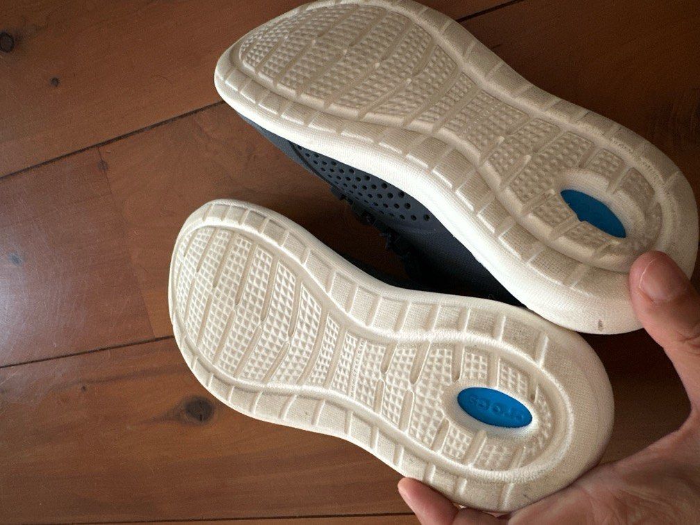 Crocs lite deals rite