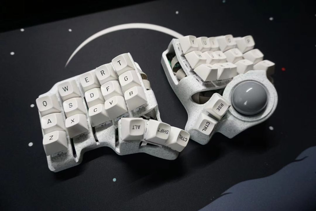 MADE-TO-ORDER Charybdis Nano ergonomic split keyboard dactyl trackball ...