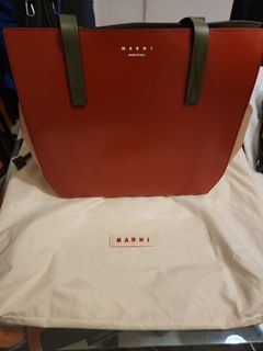 （分類：）位於 。 由 sharonata 提交（商品編號 1271347936，圖片 1）。簡介： 。