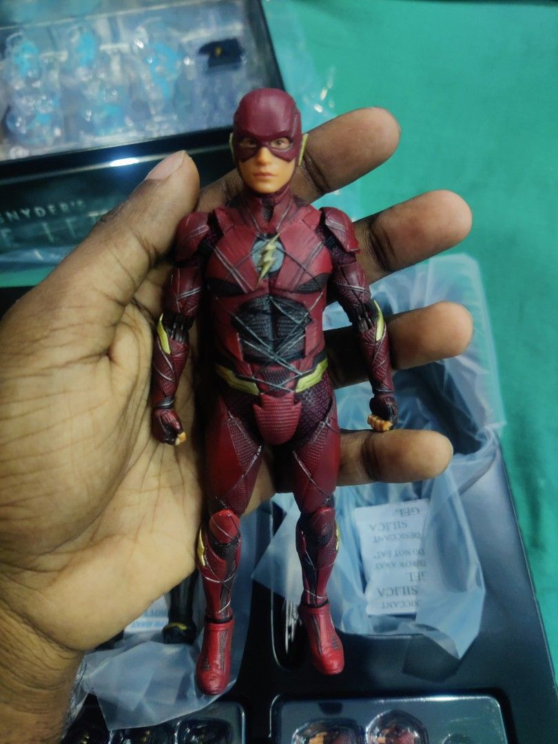 Mezco flash justice league discount