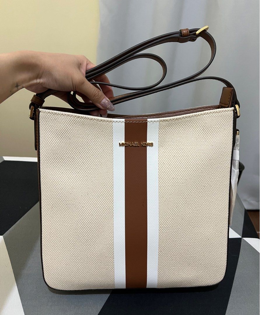 Michael kors sales lg messenger
