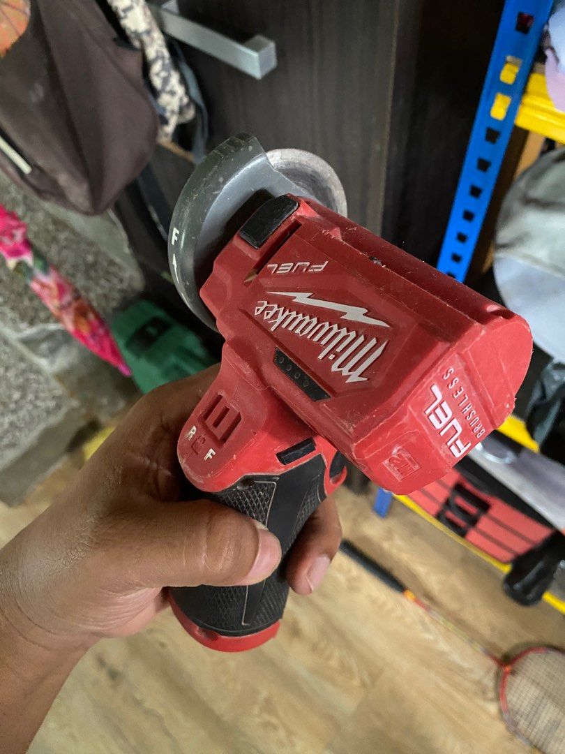 Milwaukee m12 cut online off tool