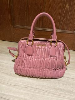 （分類：）位於 。 由 thrift.store.1024 提交（商品編號 1271348733，圖片 1）。簡介： 。