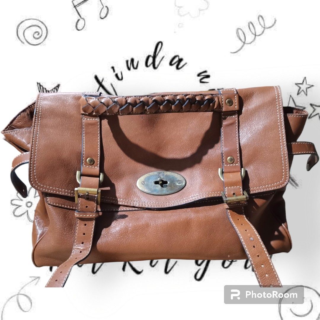 Mulberry Alexa Bag (Category: Luxury Bags & Wallets) located in Lucena. Submitted by Miss_KitKitYow (Listing ID 1271280958, Image 1). Description: ✅From Japan live selling ⚠️MOP -G**SH ⚠️PAYMENT FIRST 📌pics upon request.