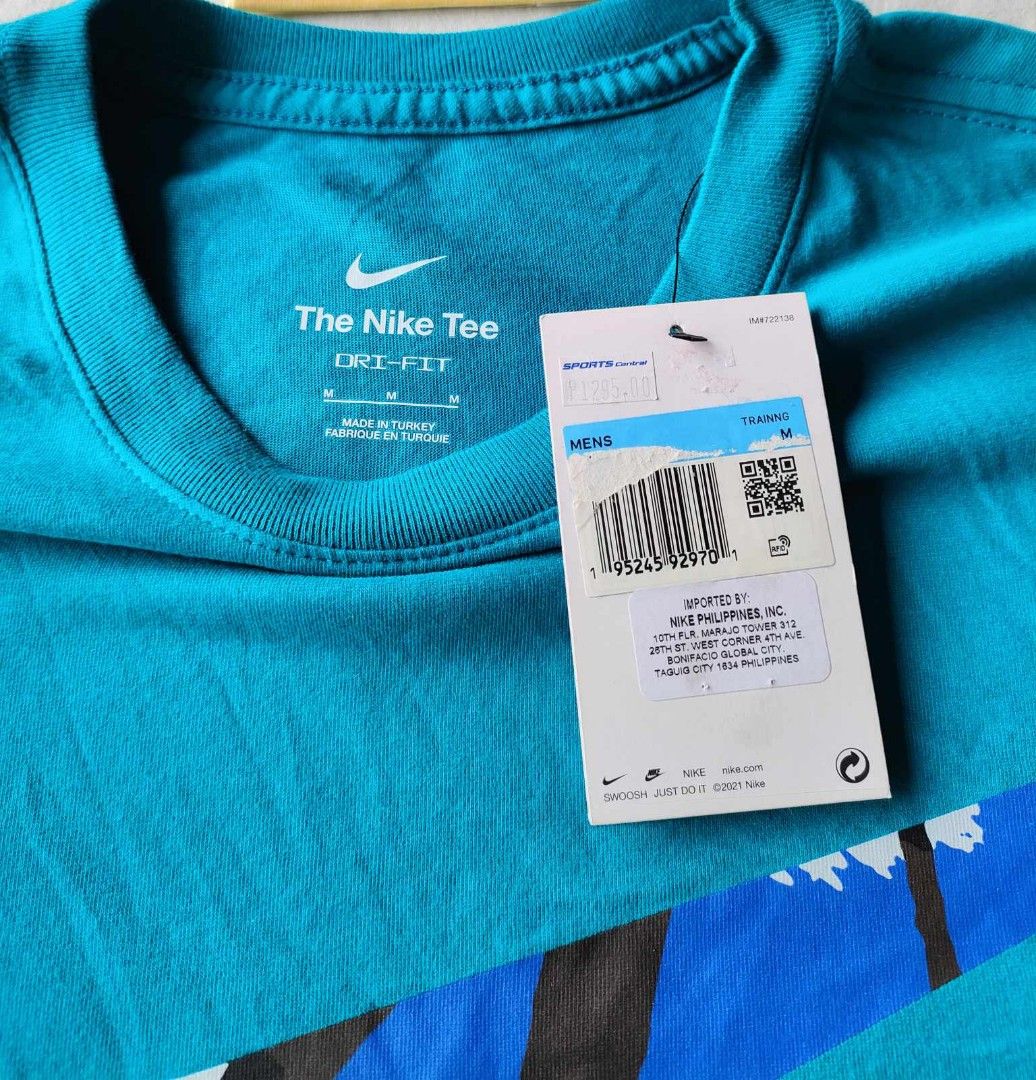 Nike city brights t shirt top