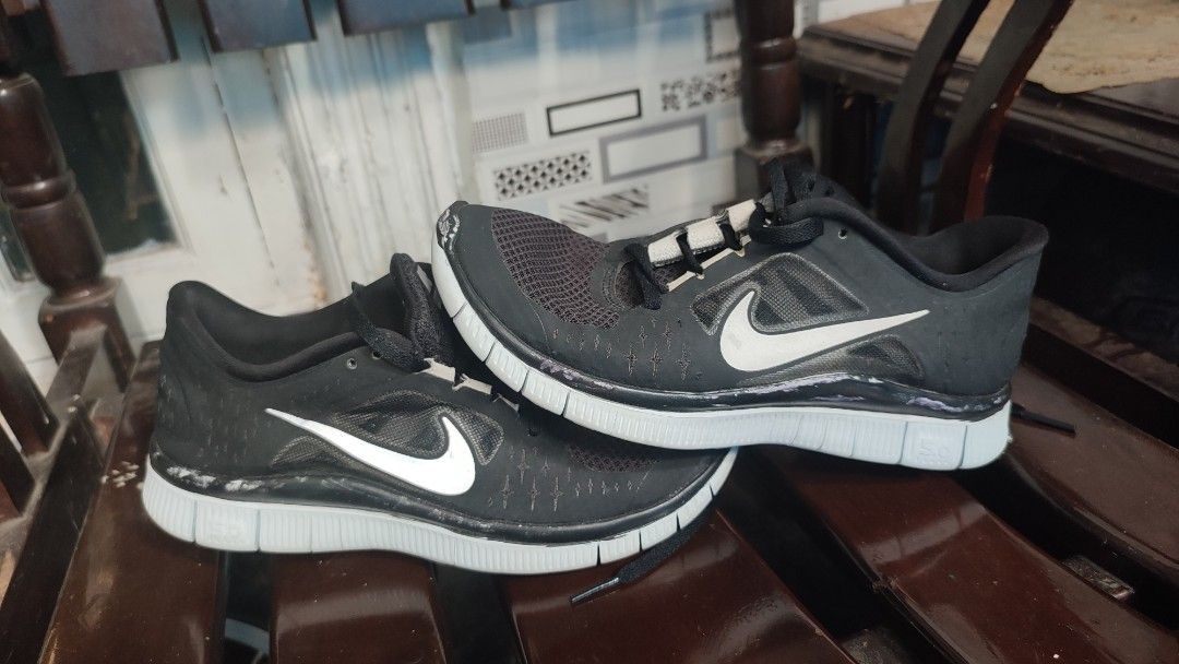 Nike Free Run 3 size 37 5 Harga PAS Fesyen Pria Sepatu Sneakers di Carousell