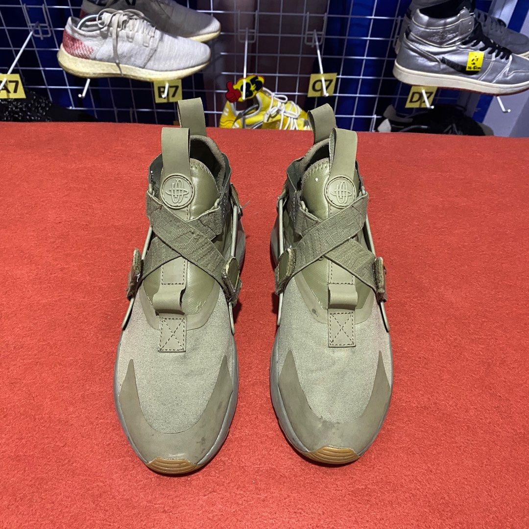 NIKE HUARACHE CITY 8.5UK Men s Fashion Footwear Sneakers on