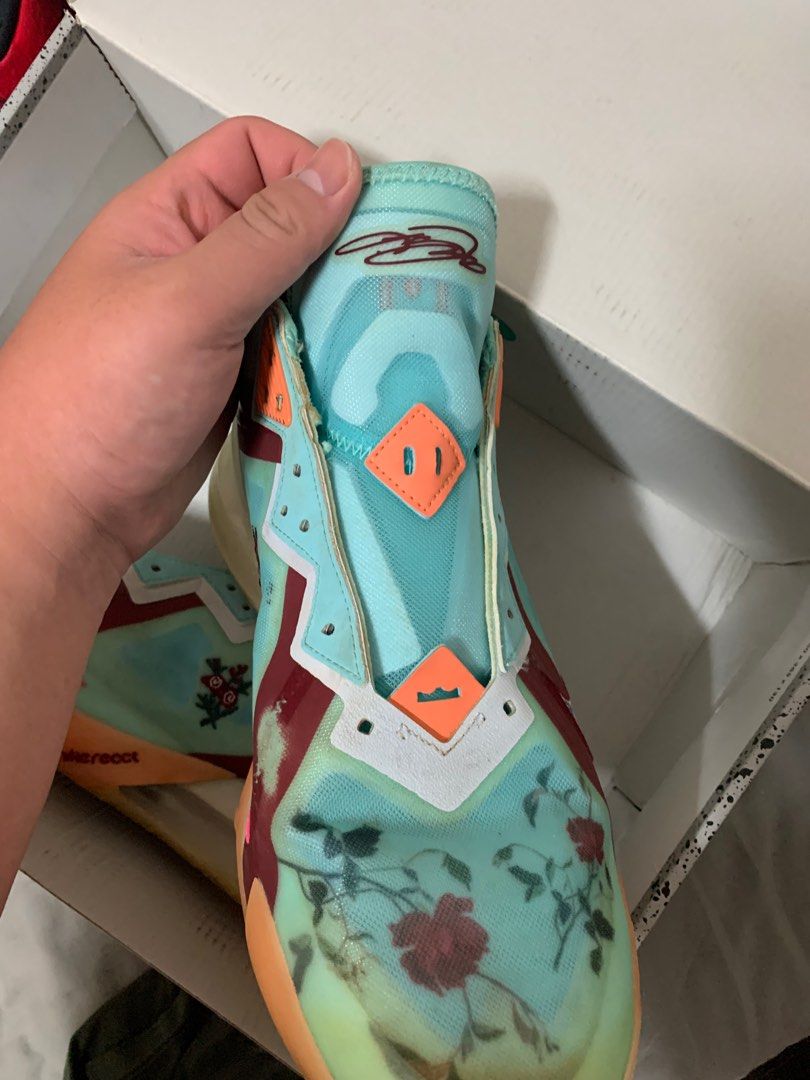 Lebron 18 outlet south beach