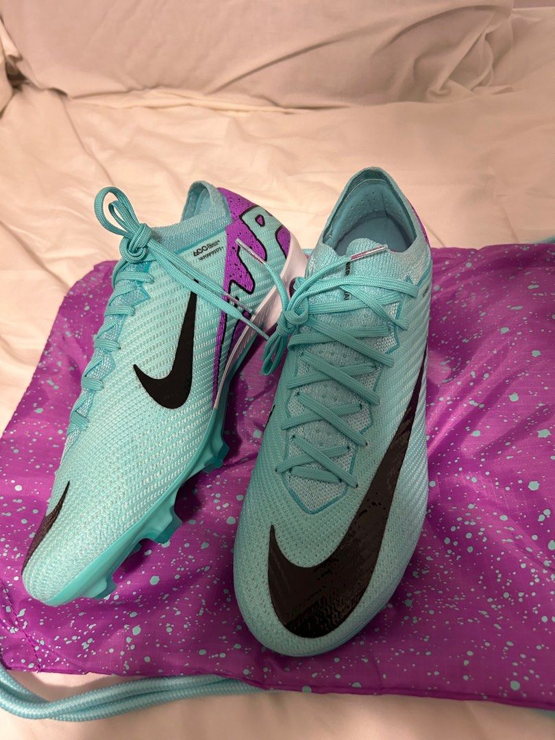 Purple and top turquoise nike