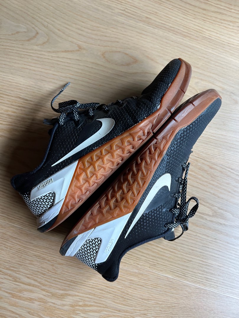 Nike Metcon shoes only cash trade at wanchai MTR station, 男裝, 鞋, 波鞋