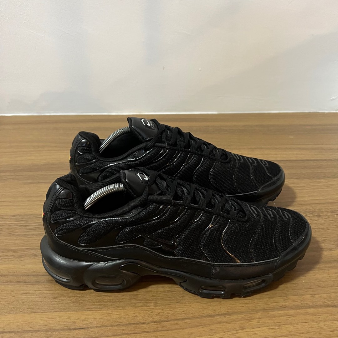 Nike Tn Air plus Men s Fashion Footwear Sneakers on Carousell