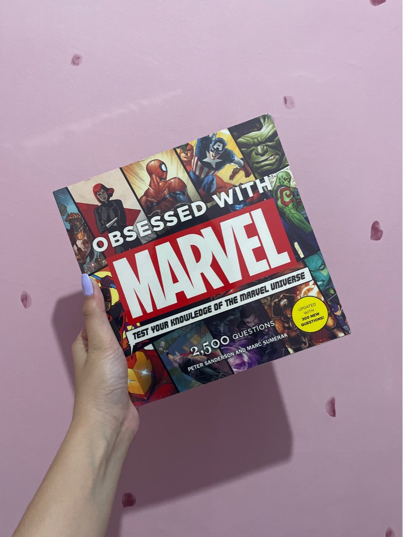 Obsessed with Marvel by Peter Sanderson and Marc Sumerak, Buku & Alat