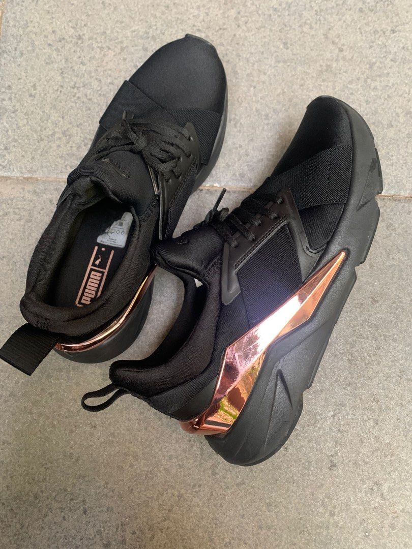Puma discount black pink