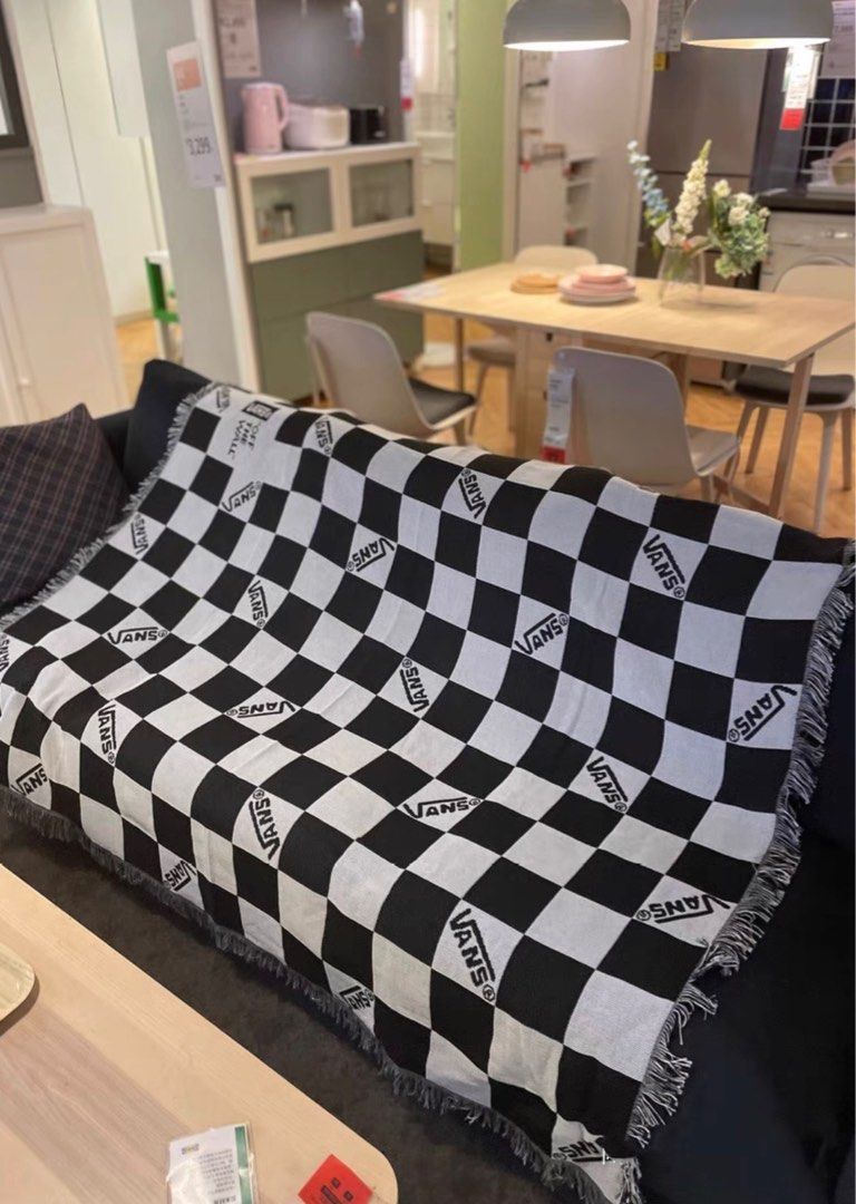 Original Vans Family Classic Checkered Blanket Throw