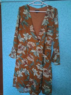 (Category: ) located in . Submitted by movingoutsale02 (Listing ID 1271236838, Image 1). Description: .