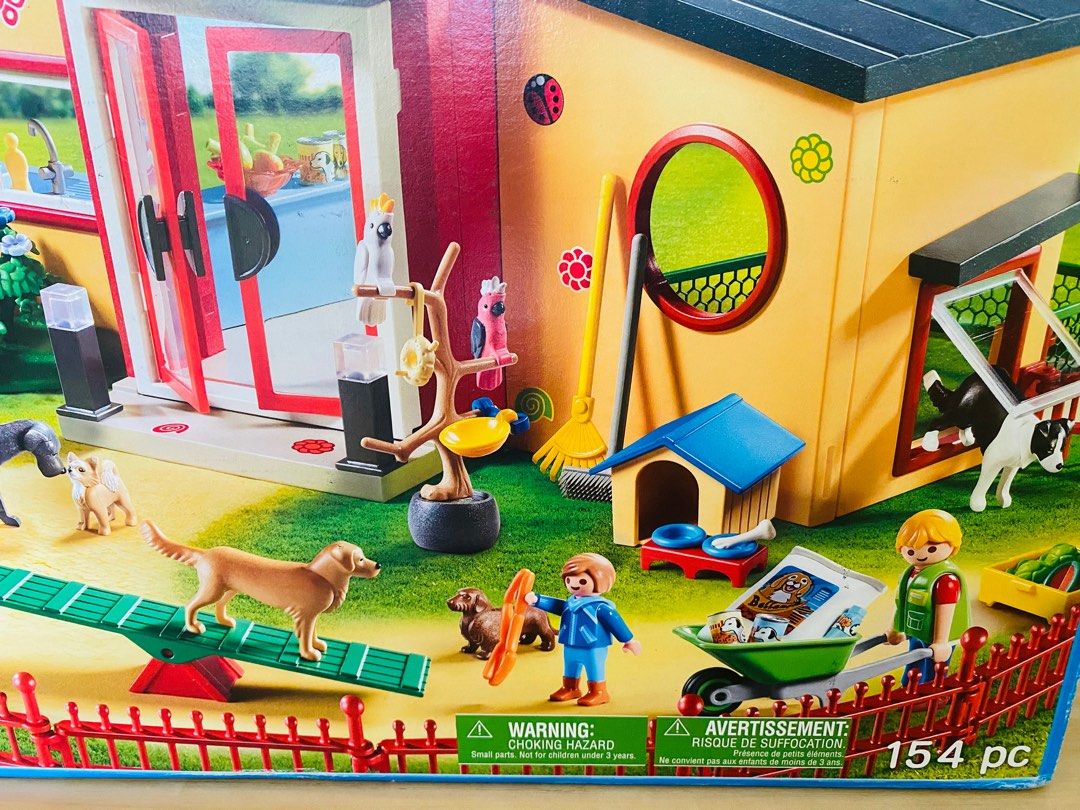 CNY Sales Playmobil Tiny Paw Pet House 154 pieces sealed
