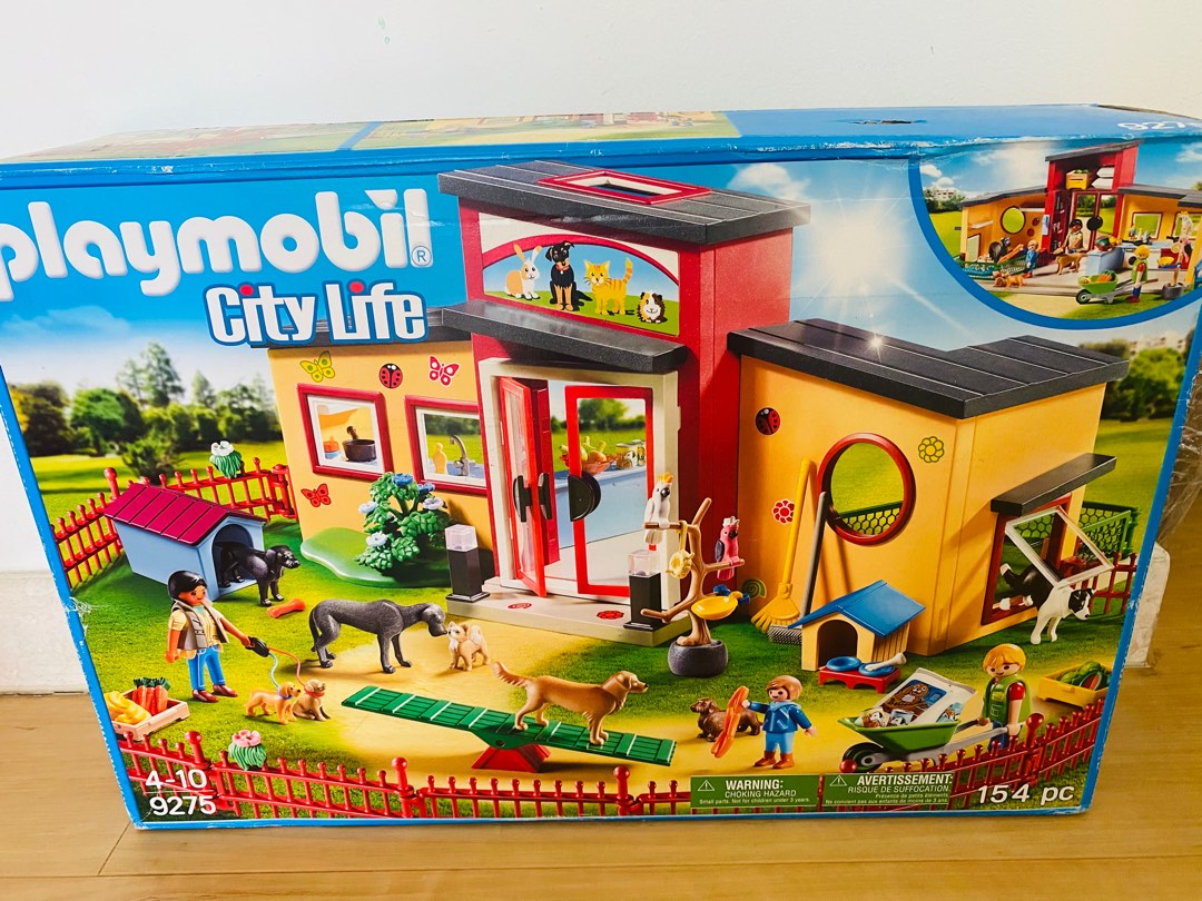 CNY Sales Playmobil Tiny Paw Pet House 154 pieces sealed