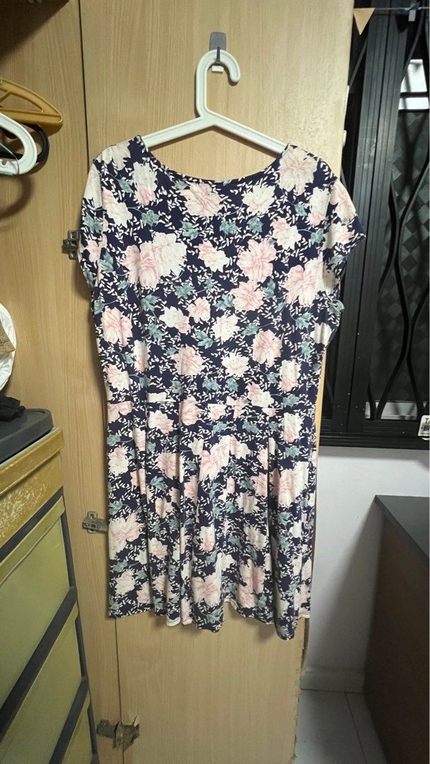 Billie & deals blossom skater dress