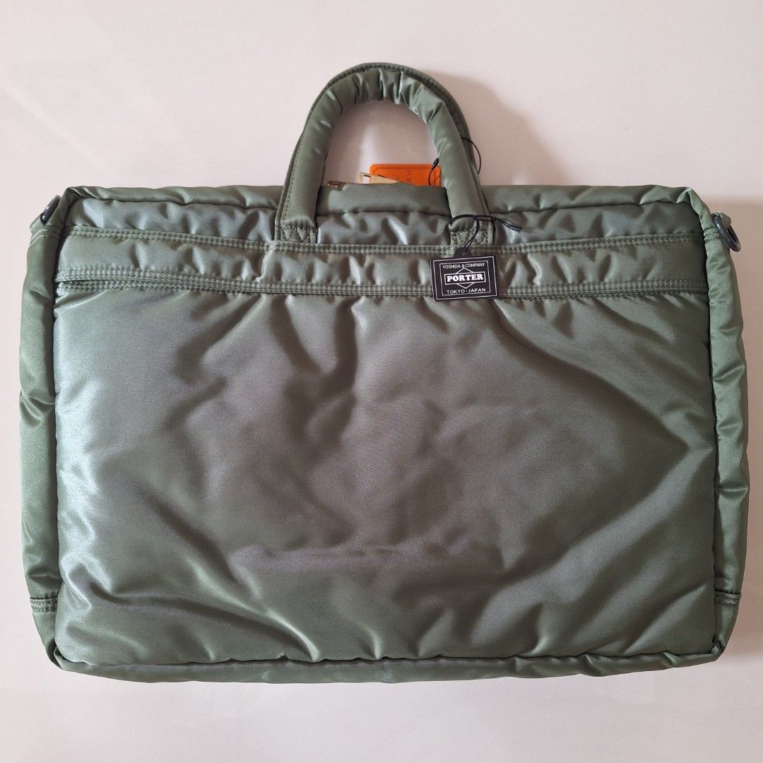 Porter Tanker Bag Briefcase Document Laptop Japan Series (Category: Bags & Wallets) located in Singapore. Submitted by orangebazaar (Listing ID 1271303970, Image 3). Description: Brand new. 💯 authentic. Made in Japan series. The original Porter bag! Perfect size for docs, laptops and other stuff. Comes with detachable strap. Many compartments. Best price discounted. No LBs. No agent. No trade..