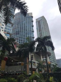 Pre owned 3 Bedroom Condo in Parkview Eastwood