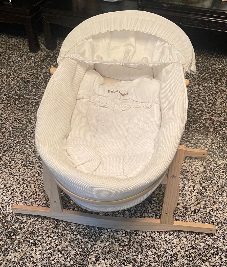 Scandinavian bassinet outlet