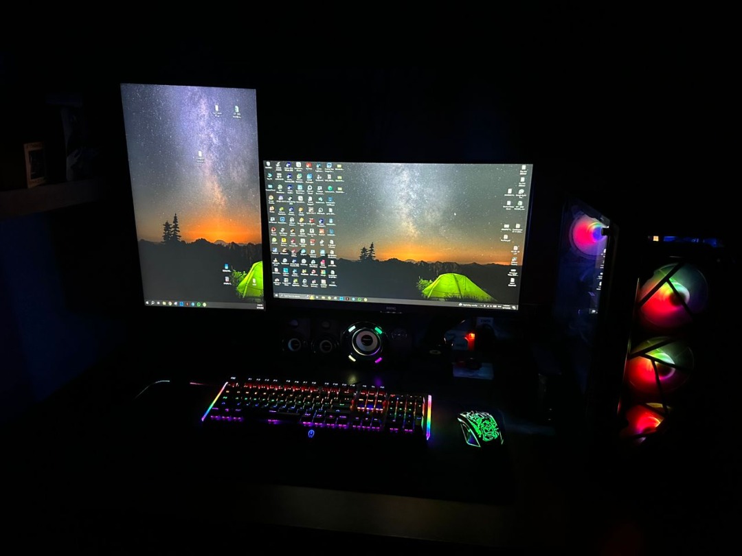 Selling My Custom Pc Full Set, Computers & Tech, Desktops on Carousell