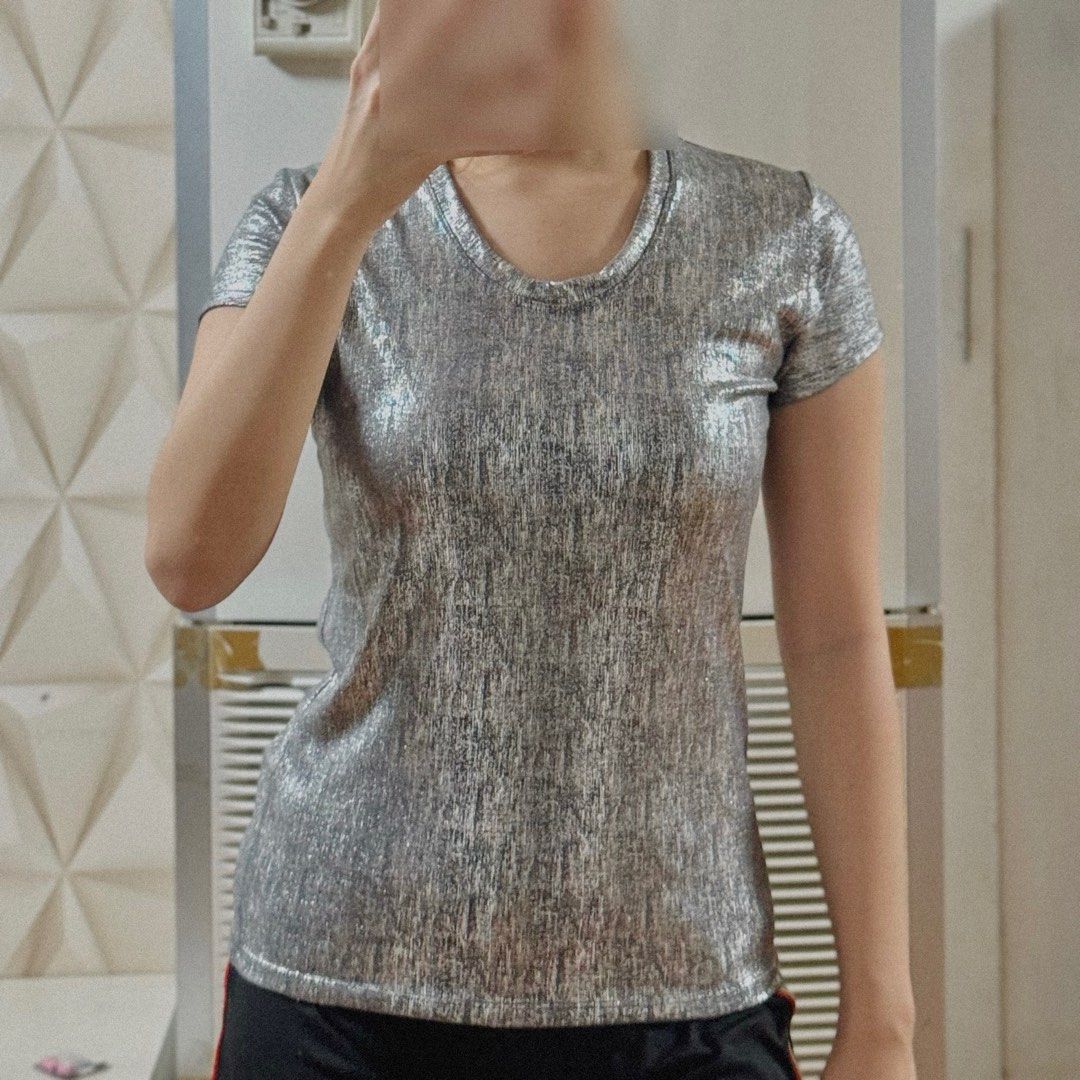 Silver top, Women's Fashion, Tops, Blouses on Carousell