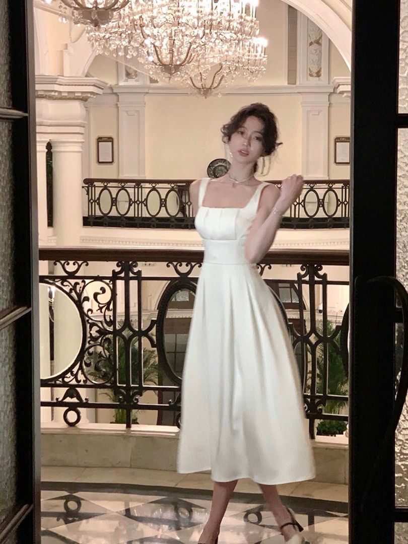 Simple shop white sundress