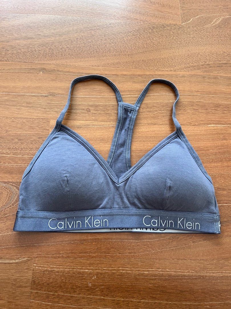 Size S Calvin Klein triangle padded bra, Women's Fashion, New