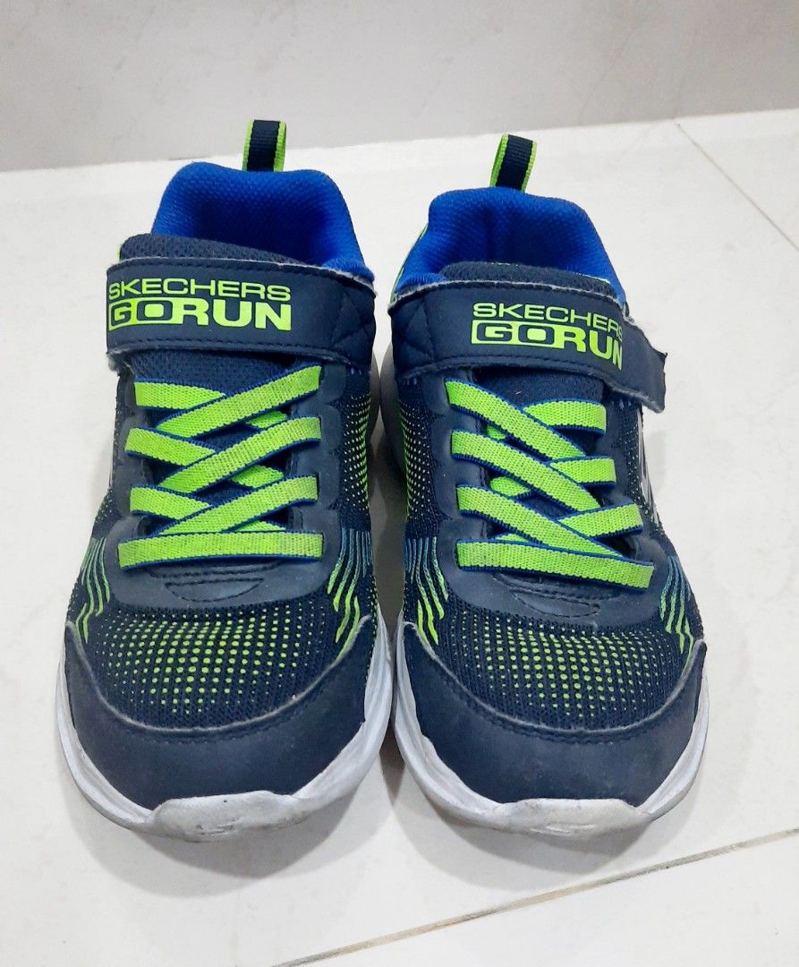 Boys skechers sales size 1