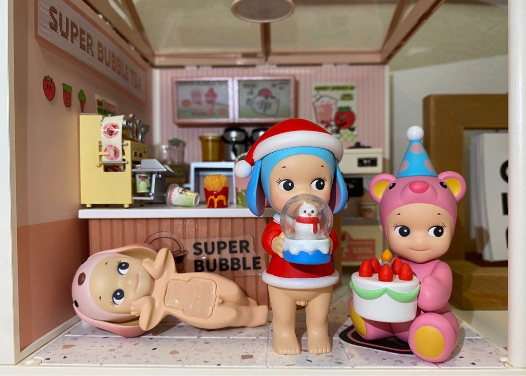Sonny Angel Lop Ear Hipper Set (Category: Designer & Blind Box Toys) located in Iloilo. Submitted by abelabentables (Listing ID 1271206909, Image 1). Description: lop ear hipper, lop ear snowglobe, and birthday bear selling as set only! prio PAYO (buyer didn’t push thru on my fb post) PBD: 600 | 800 | 600 mop: gcash / maya mod: jnt express loc: iloilo city, visayas .