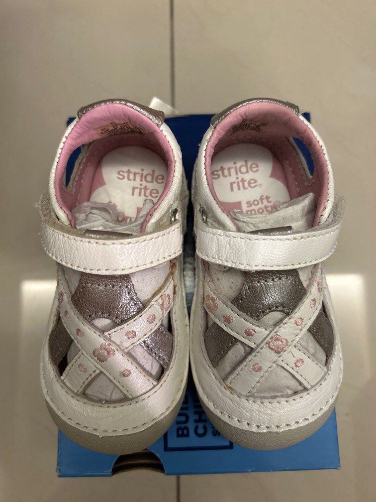 Stride rite sandals baby girl online