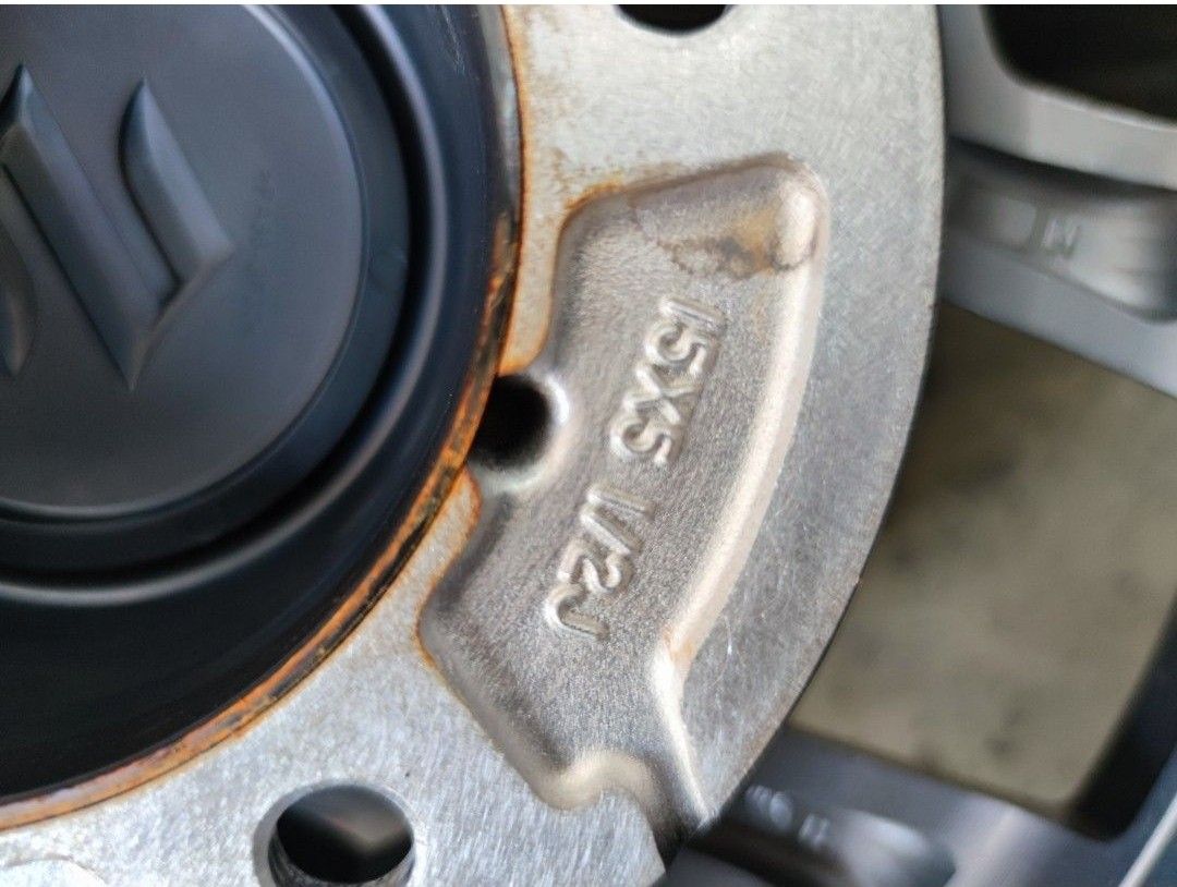 Suzuki jimny original 15", Auto Accessories on Carousell