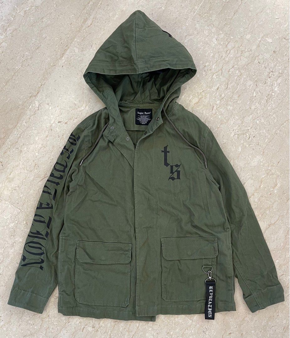 Olive tour jacket sales with snake design