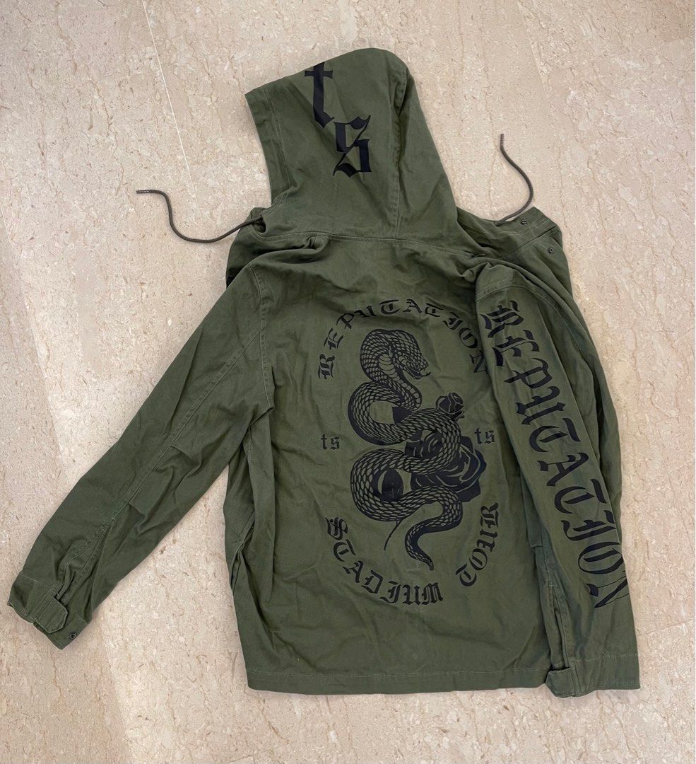 Olive tour jacket sales with snake design