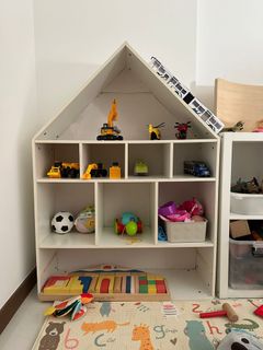 (Category: ) located in . Submitted by leaaanne (Listing ID 1271239954, Image 1). Description: .