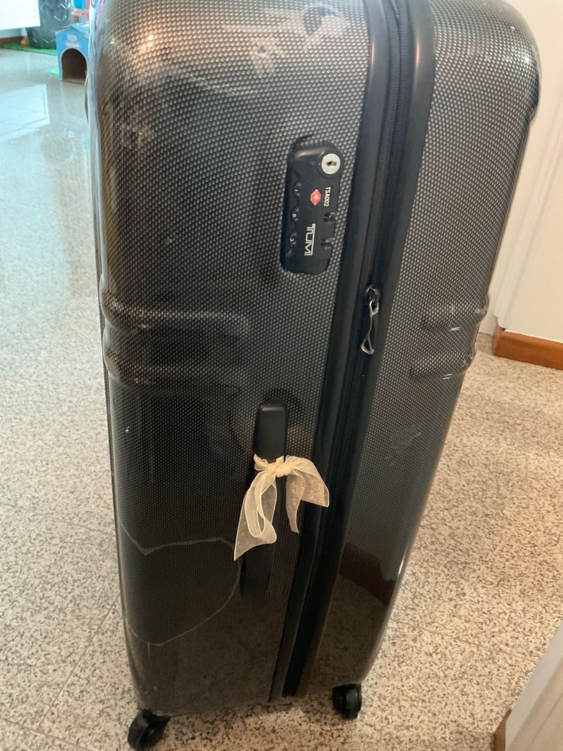 Tumi 28 sales inch luggage