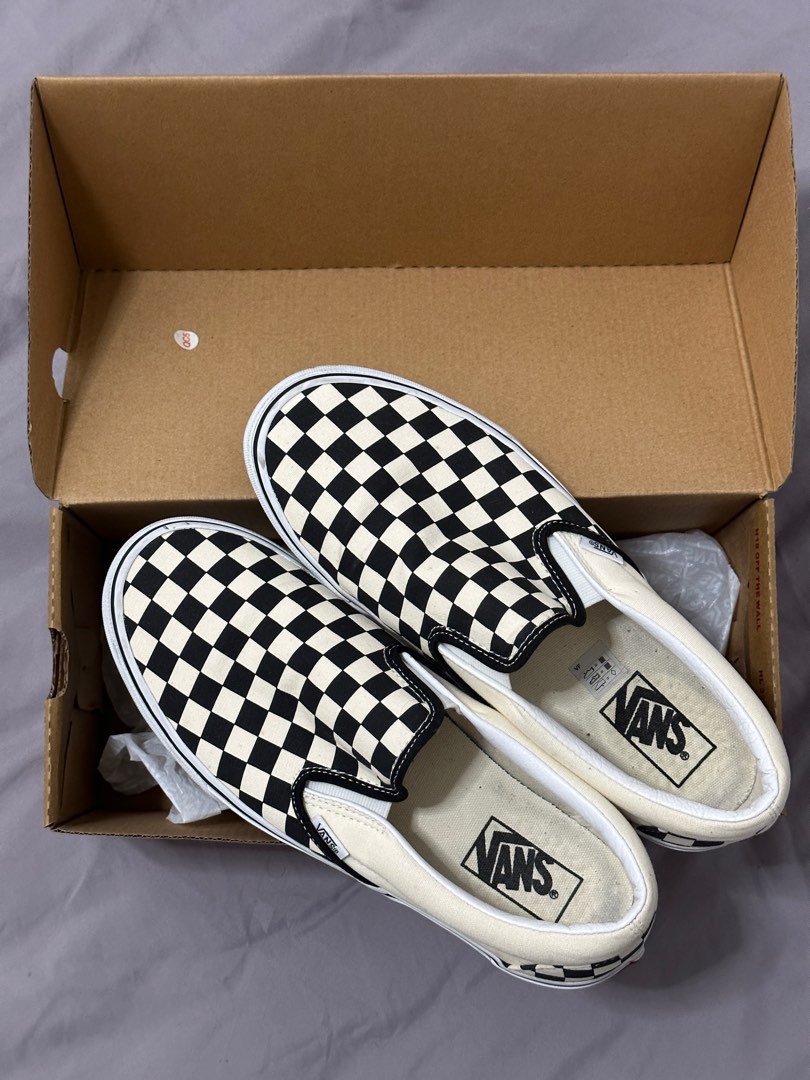 Vans classic slip on Women s Fashion Footwear Sneakers on Carousell