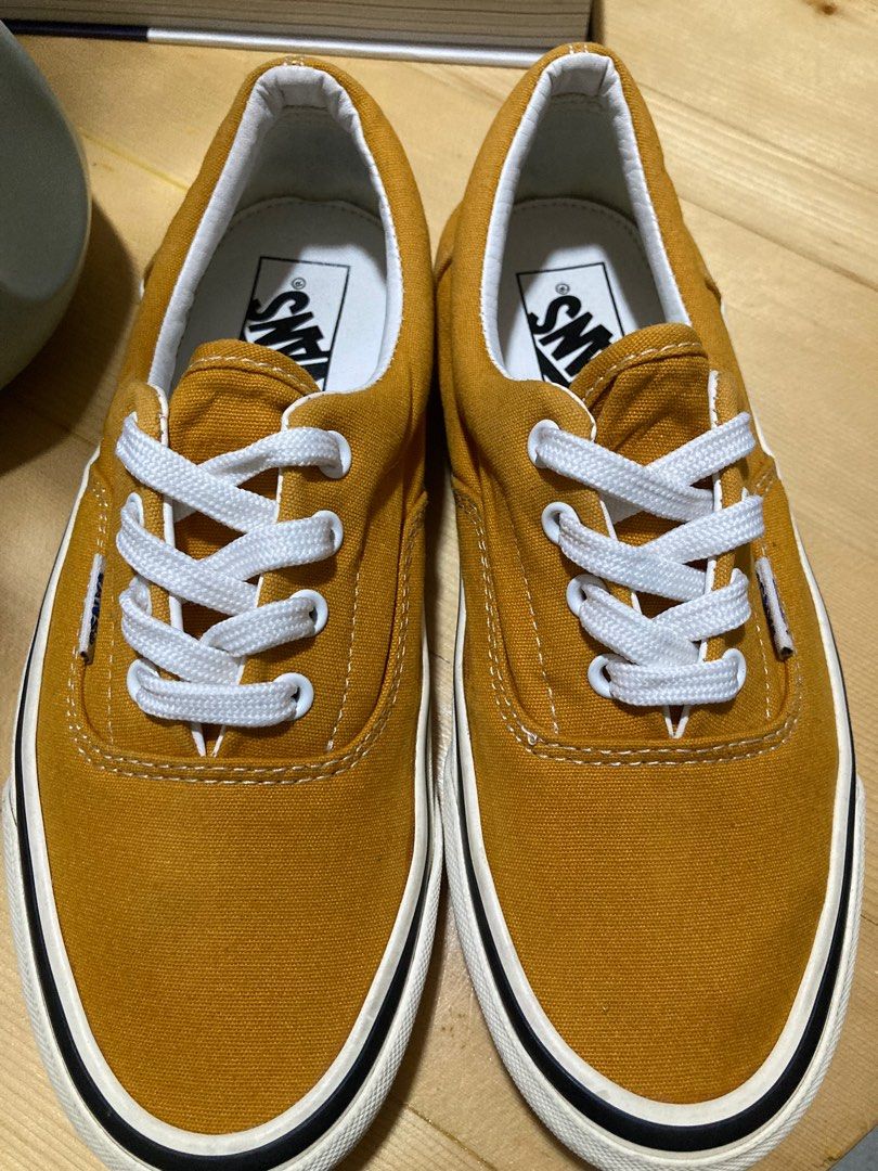 Yellow vans size 5 store
