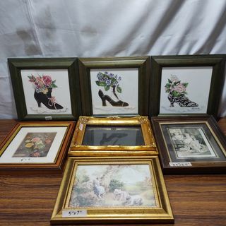 Vintage 5.5"x6.5" to 6"x7" wood and resin tabletop and wall decor frames for 295 each *V99