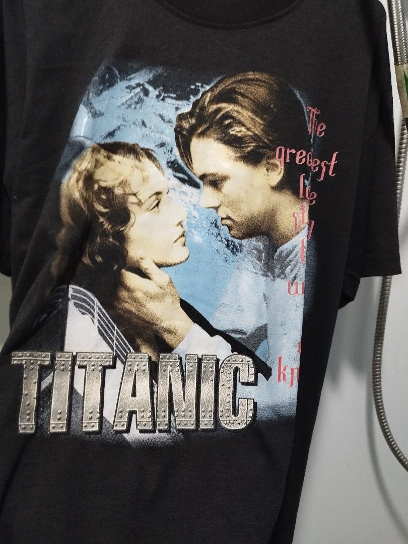 Vintage Titanic (Category: Tshirts & Polo Shirts ) located in Quezon City. Submitted by panicbuyer461 (Listing ID 1271282279, Image 1). Description: Vintage Titanic on Star Tag Large 21.5 x 28 no flaws beefy neck line 950php.