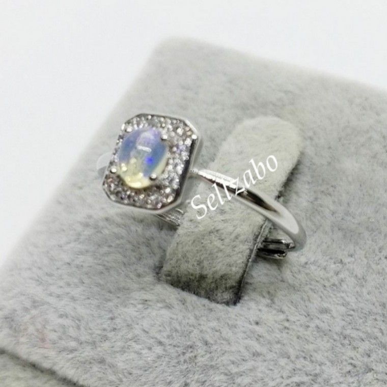 White stone ring for ladies hot sale