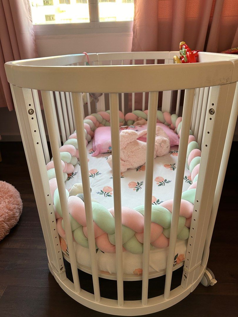 White Round Baby Cot, Babies & Kids, Baby Nursery & Kids Furniture