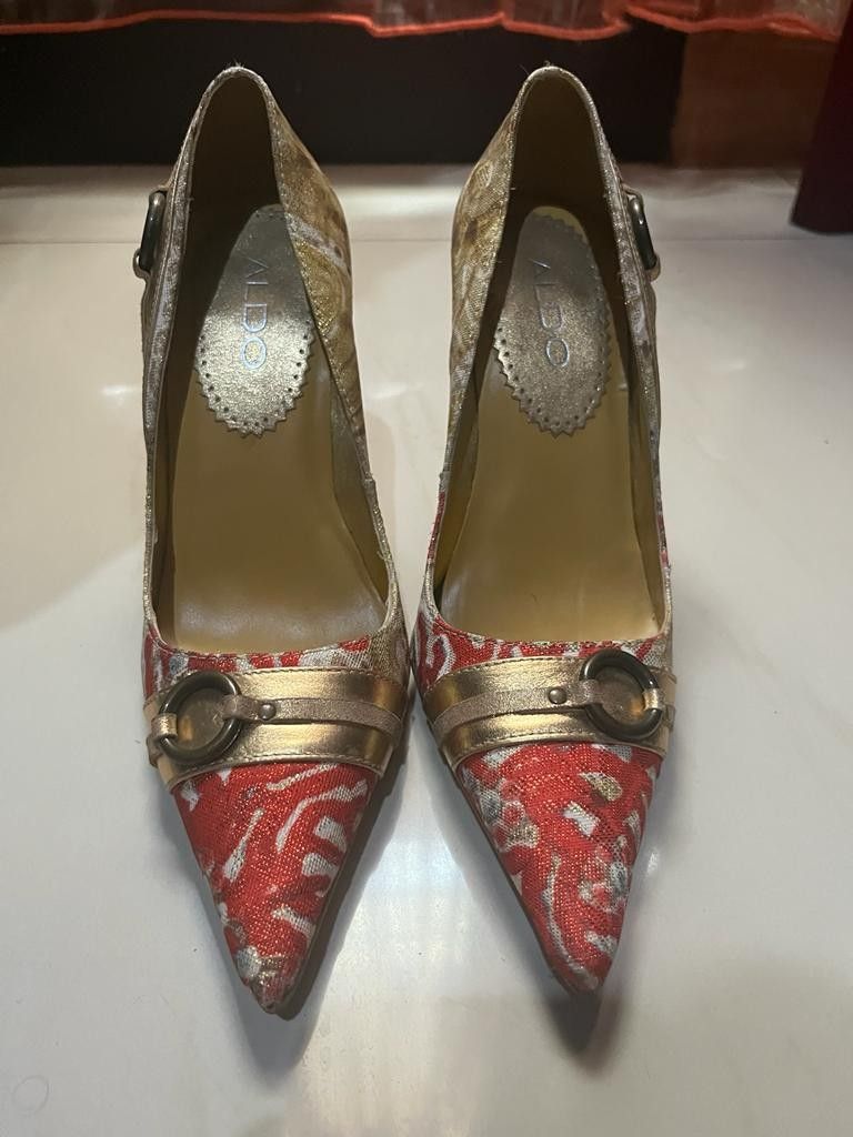 Women's heels brand Aldo, Fesyen Wanita, Sepatu di Carousell