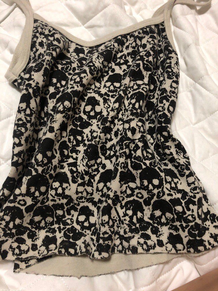 WTS brandy melville skull graphic tank top, Women's Fashion, Tops, Other  Tops on Carousell