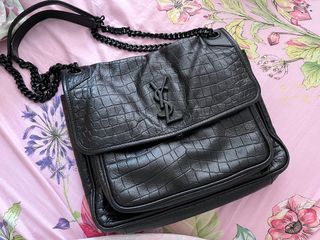 （分類：）位於 。 由 hibb888 提交（商品編號 1271274986，圖片 1）。簡介： 。